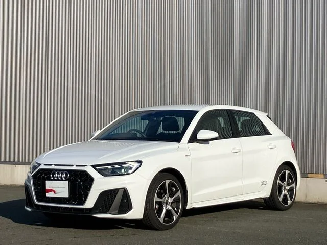 Audi AUDI A1 SPORTBACK 25　TFSI　Sライン 2025