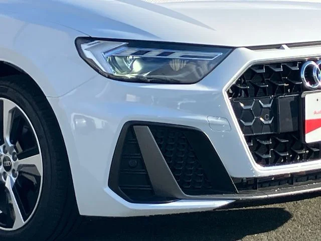 Audi AUDI A1 SPORTBACK 25　TFSI　Sライン photo 3