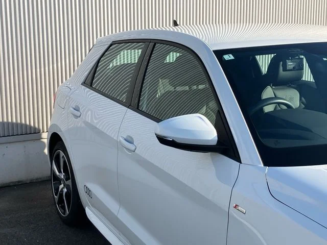 Audi AUDI A1 SPORTBACK 25　TFSI　Sライン photo 4