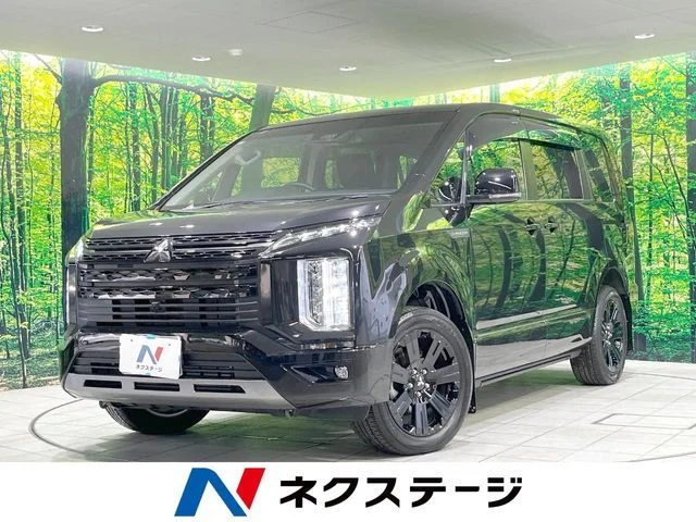 Mitsubishi DELICA D:5 4WD シャモニー 2024