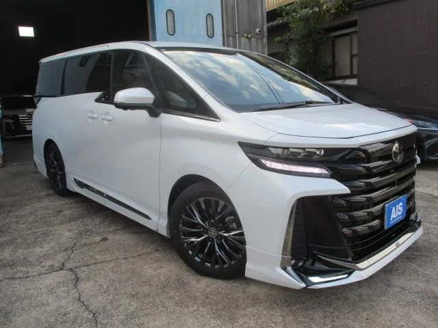 Toyota VELLFIRE HYBRID Z　プレミア 2025