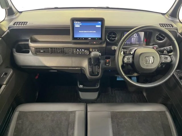 Honda N BOX CUSTOM ターボ photo 2