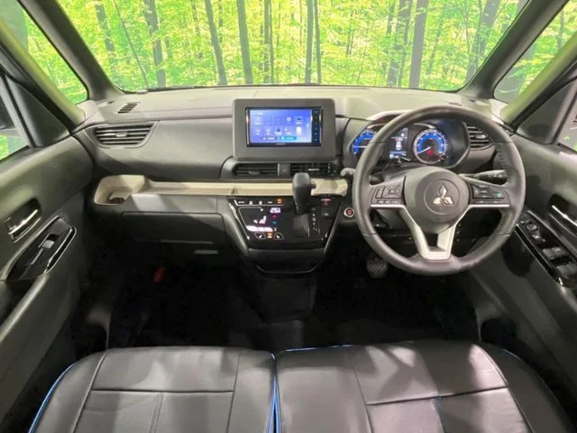 Mitsubishi DELICA MINI G　プレミアム　リミテッドエディション photo 2