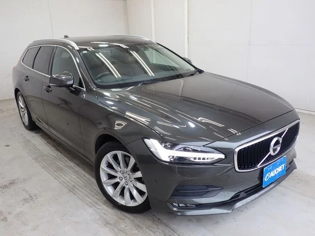 Volvo VOLVO V90 D4　モメンタム photo 4