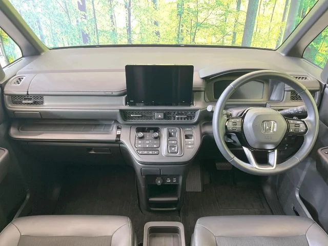 Honda STEPWAGON e:HEV SPADA ベースグレード photo 2