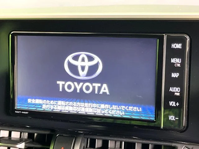 Toyota C-HR G　ハイブリッド　モード　ネロ photo 4