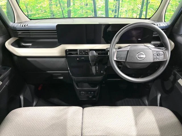 Nissan ROOX X photo 2