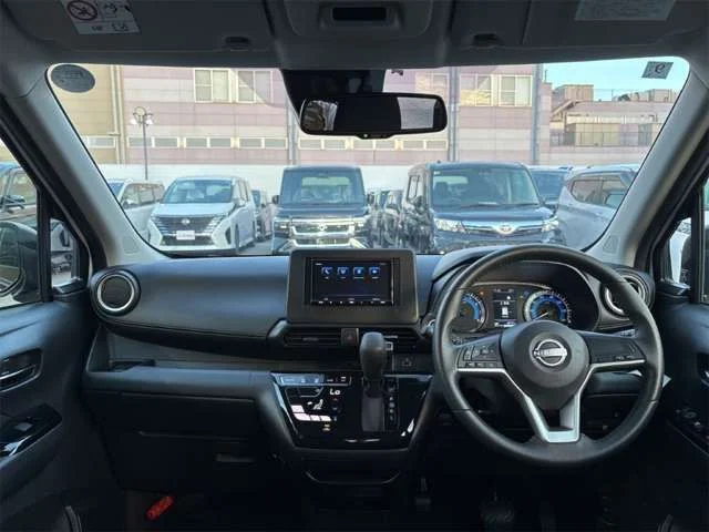 Nissan DAYZ ハイウェイスターX photo 2