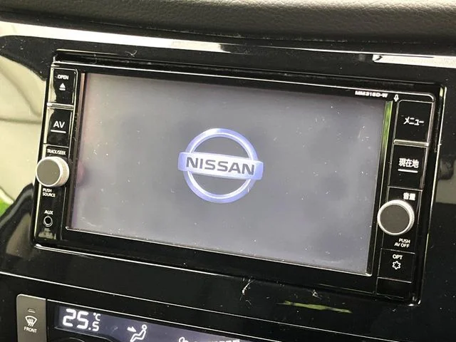 Nissan X-TRAIL 4WD 20Xi photo 4