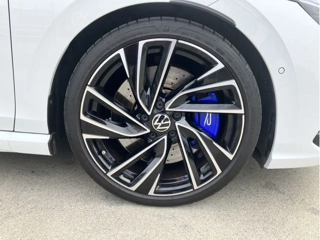Volkswagen VOLKSWAGEN GOLF R ベースグレード photo 4