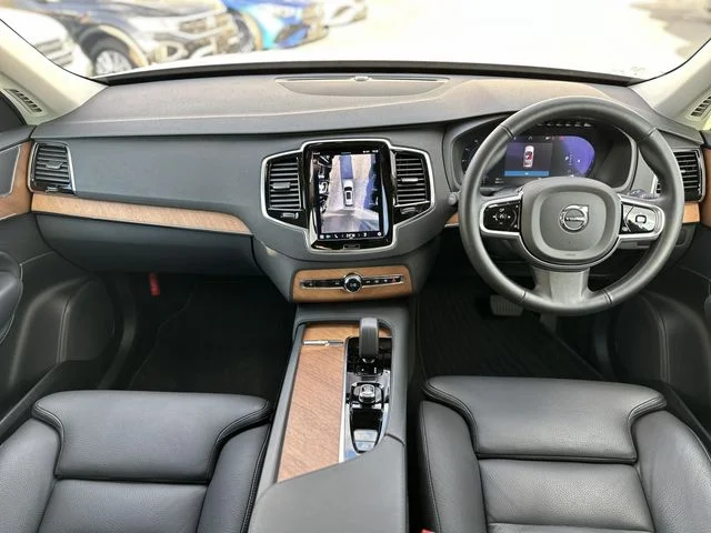 Volvo VOLVO XC90 プラス　B5　AWD photo 3