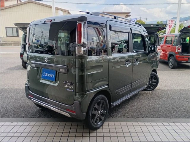 Suzuki Spacia GEAR 4WD ハイブリッドXZ photo 3
