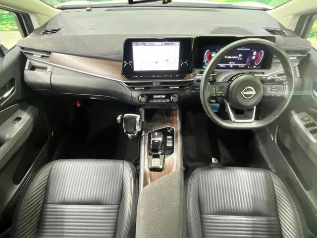 Nissan AURA G　レザーエディション photo 2