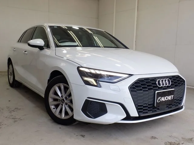 Audi AUDI A3 SPORTBACK 30　TFSI 2021