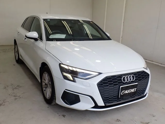 Audi AUDI A3 SPORTBACK 30　TFSI photo 4
