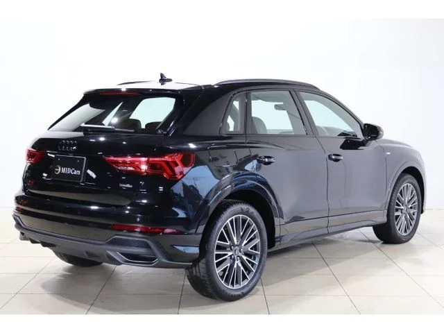 Audi AUDI Q3 40　TDI　クワトロ　Sライン photo 2