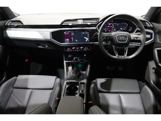 Audi AUDI Q3 40　TDI　クワトロ　Sライン photo 3