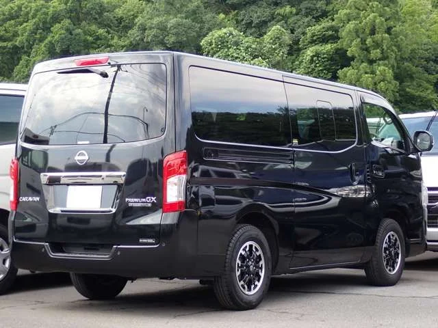 Nissan CARAVAN van 2WD 2．0グランドプレミアムGXプロスタイル photo 2