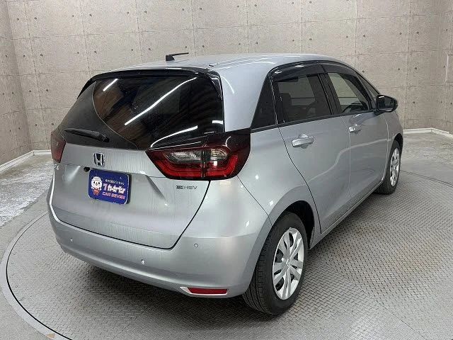 Honda FIT e:HEV ベーシック photo 3