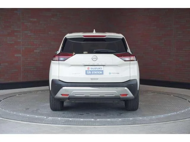 Nissan X-TRAIL HYBRID 4WD G　e−4ORCE photo 4