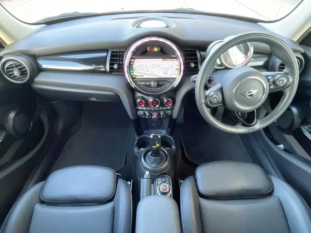 Bmw MINI COOPER 5DOOR ピカデリー　エディション photo 2