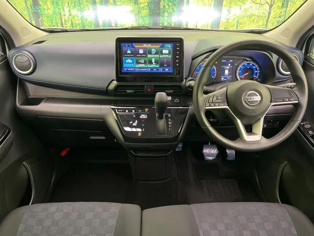 Nissan DAYZ ハイウェイスターX photo 2