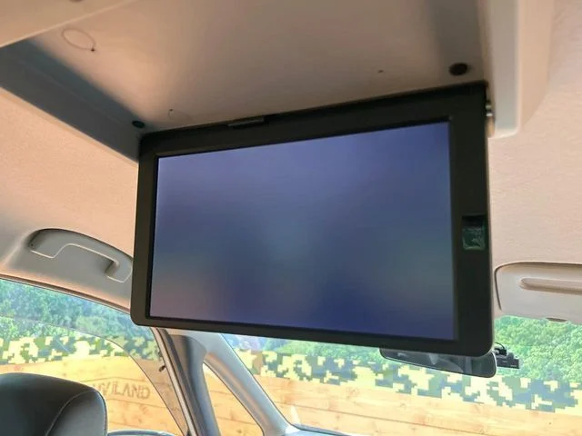Nissan SERENA WG e−POWER　ハイウェイスター　V photo 3