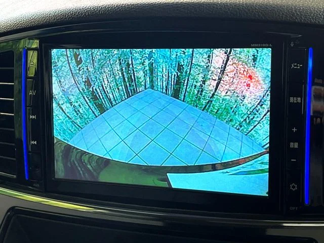 Nissan ELGRAND 250ハイウェイスターS photo 4