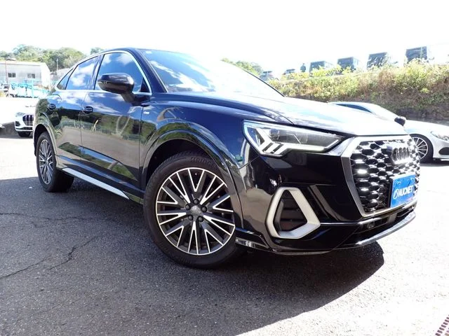 Audi AUDI Q3 SPORTBACK 35　TFSI　Sライン 2020