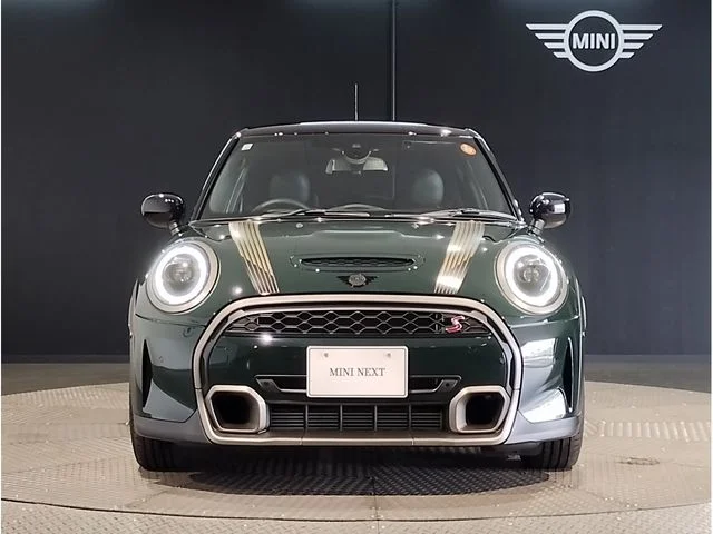 Bmw MINI COOPER S 5DOOR レゾリュート　エディション photo 2