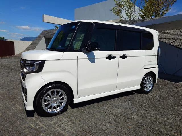 Honda N BOX CUSTOM L　ターボ　スタイルプラス　ブラック photo 2