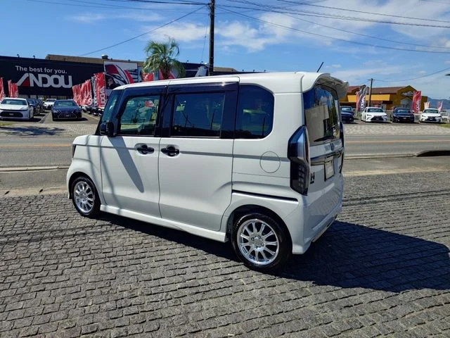 Honda N BOX CUSTOM L　ターボ　スタイルプラス　ブラック photo 4