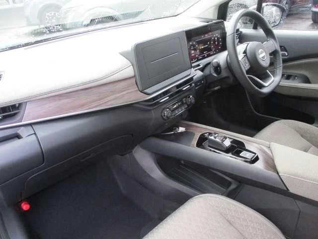 Nissan AURA G　FOUR photo 4