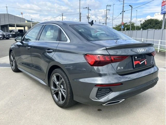 Audi AUDI A3 Sedan 40　TFSI　クワトロ　Sライン photo 3