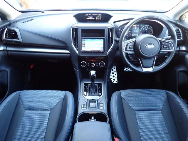 Subaru SUBARU XV HYBRID アドバンス photo 2