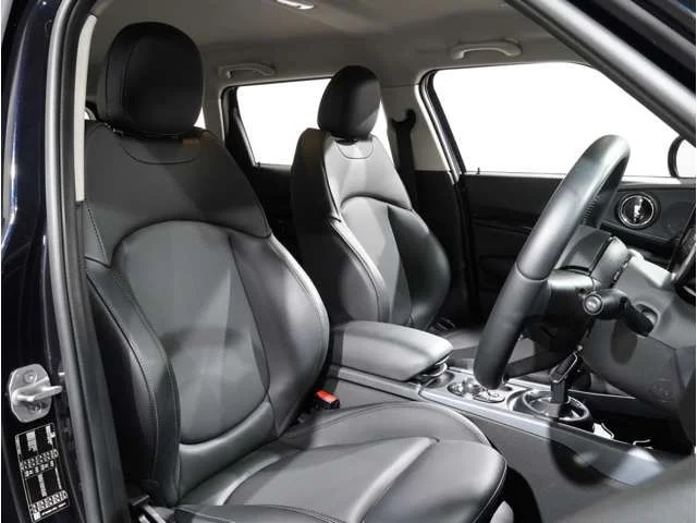 Bmw MINI COOPER D CLUBMAN サヴィル　ロウ　エディション photo 4