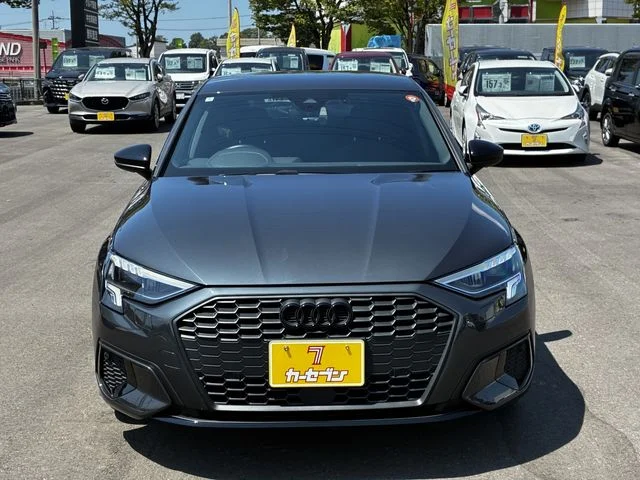 Audi AUDI A3 SPORTBACK 30　TFSI　シグネチャーエディション photo 4