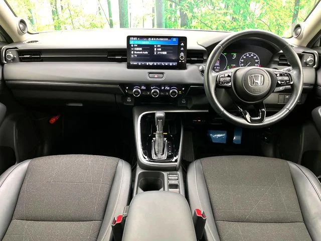 Honda VEZEL e:HEV Z photo 2