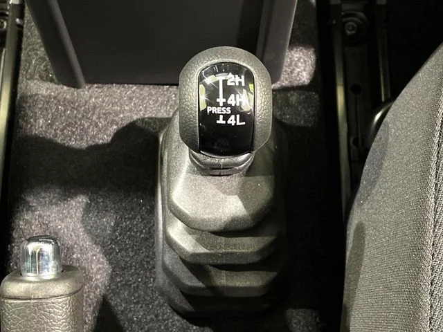 Suzuki JIMNY NOMADE FC photo 3