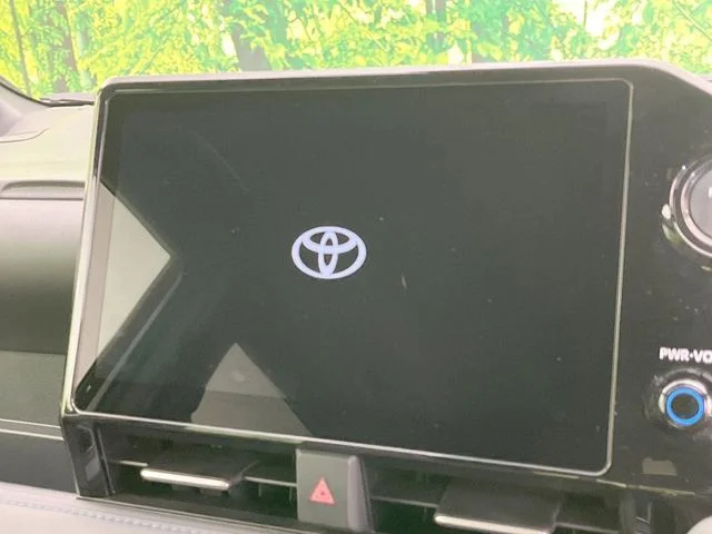 Toyota VOXY HYBRID S−Z photo 3