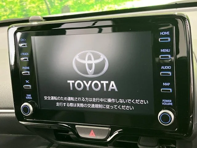 Toyota YARIS CROSS HYBRID Z photo 3