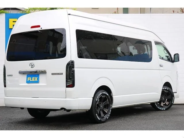 Toyota HIACE wagon 4WD グランドキャビン　スーパロングワイドHR photo 3