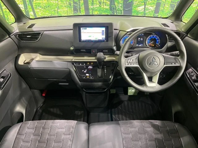 Mitsubishi DELICA MINI G photo 2