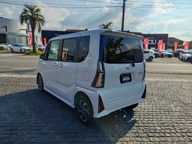 Daihatsu TANTO CUSTOM X photo 3