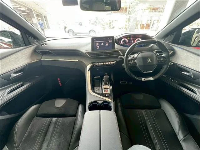 Peugeot PEUGEOT 5008 GT photo 3