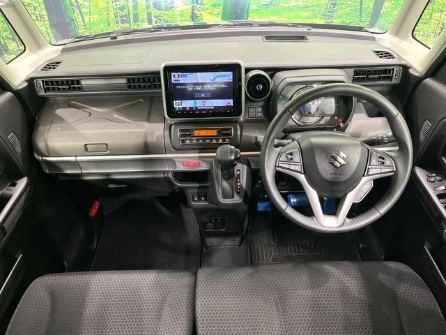 Suzuki Spacia GEAR ハイブリッドXZ photo 2