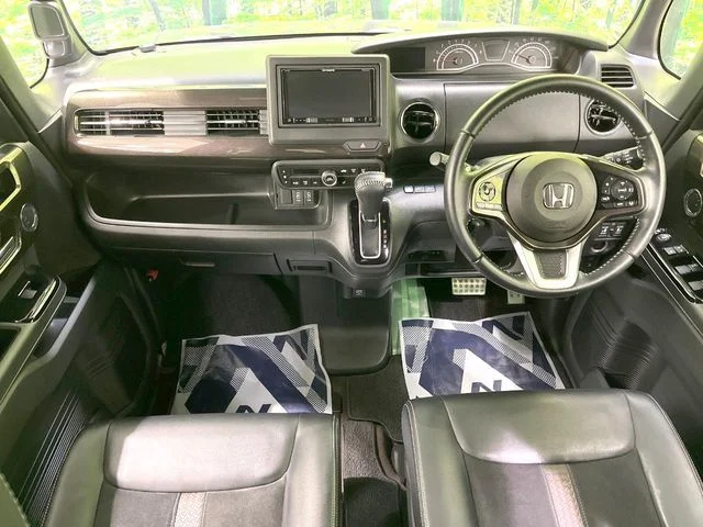 Honda N BOX CUSTOM G　EXターボ　ホンダセンシング photo 2