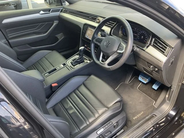 Volkswagen VOLKSWAGEN PASSAT VARIANT TDI　Rライン photo 2