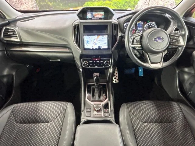 Subaru FORESTER アドバンス photo 2