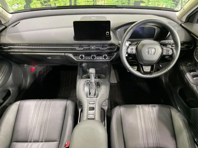 Honda ZR-V Z photo 2